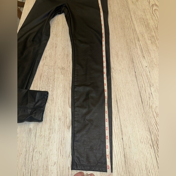 Lysse Black Textured Faux Leather Leggings Control Top S - Picture 12 of 15